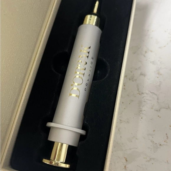 D’or 24k Non Surgical Lifting Syringe NWB - Picture 1 of 1
